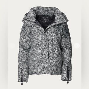 Carmeline Varley  Puffer Jacket with High Collar